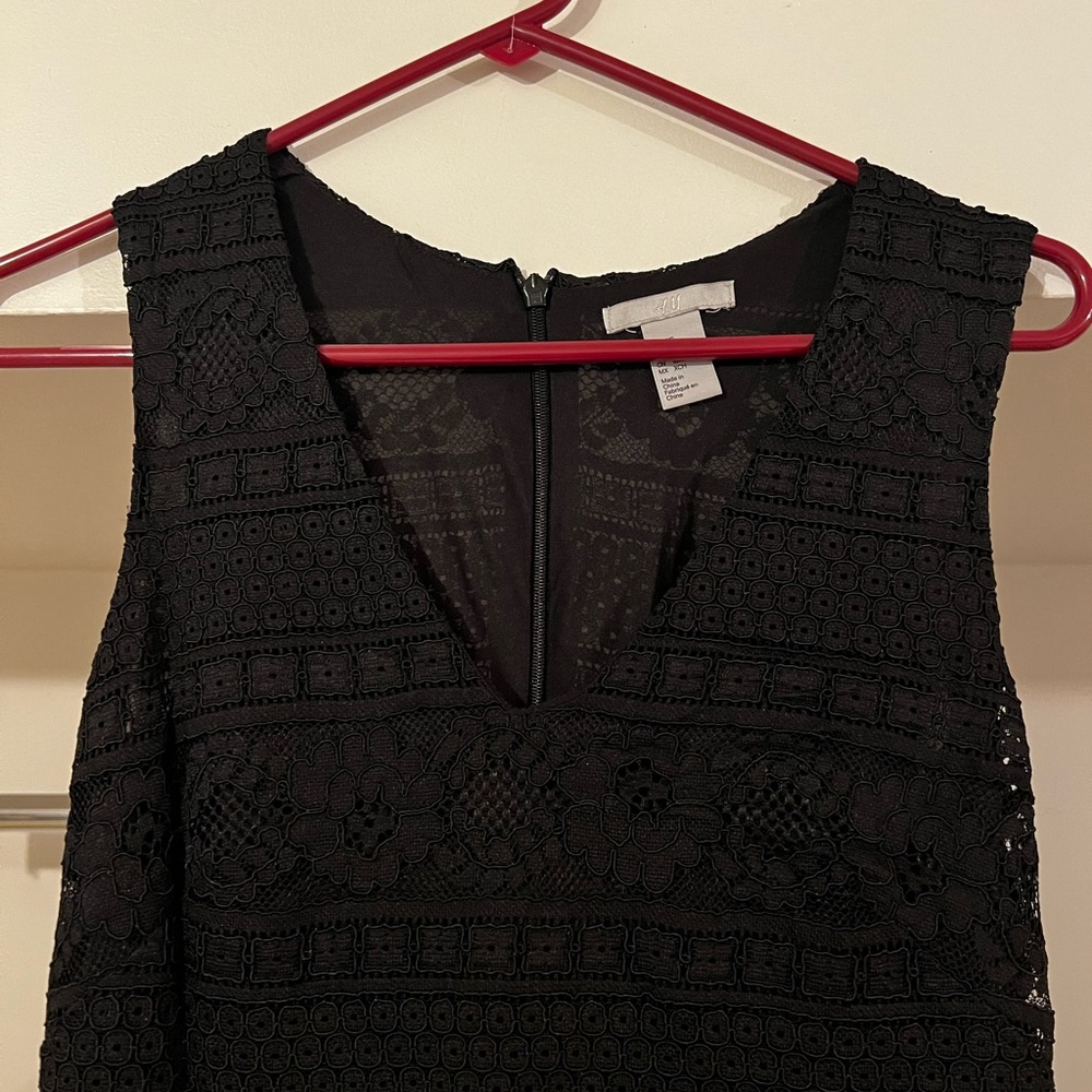 H&M Black Lace MIDI Dress (XS)